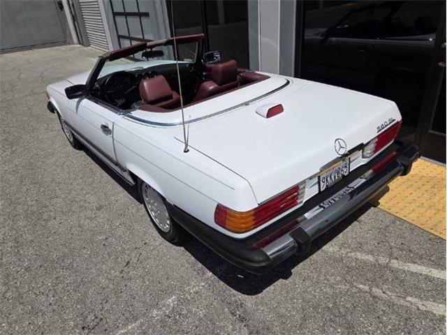 1987 Mercedes-Benz 560 (CC-2082569) for sale in Cadillac, Michigan