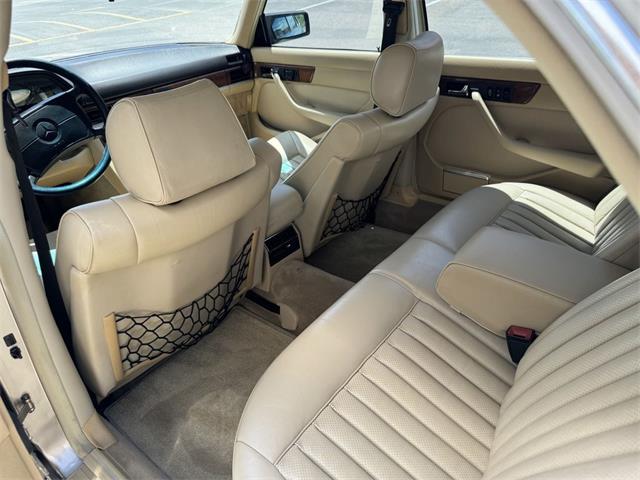 1988 Mercedes-Benz 560 (CC-2082599) for sale in Henderson, Nevada