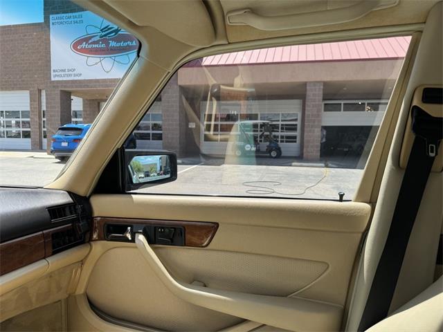 1988 Mercedes-Benz 560 (CC-2082599) for sale in Henderson, Nevada