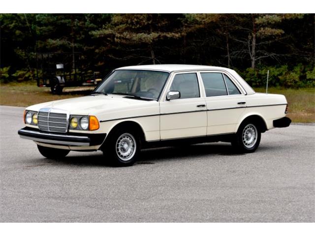 1983 Mercedes-Benz 300 (CC-2082613) for sale in Cadillac, Michigan