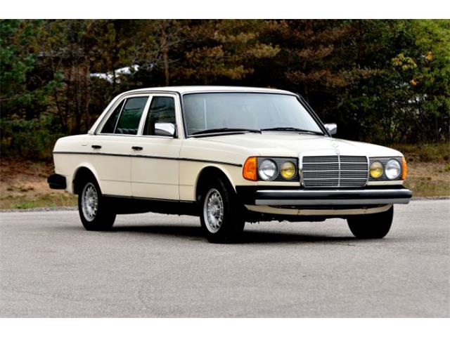 1983 Mercedes-Benz 300 (CC-2082613) for sale in Cadillac, Michigan