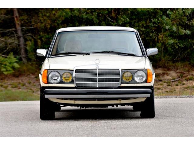 1983 Mercedes-Benz 300 (CC-2082613) for sale in Cadillac, Michigan