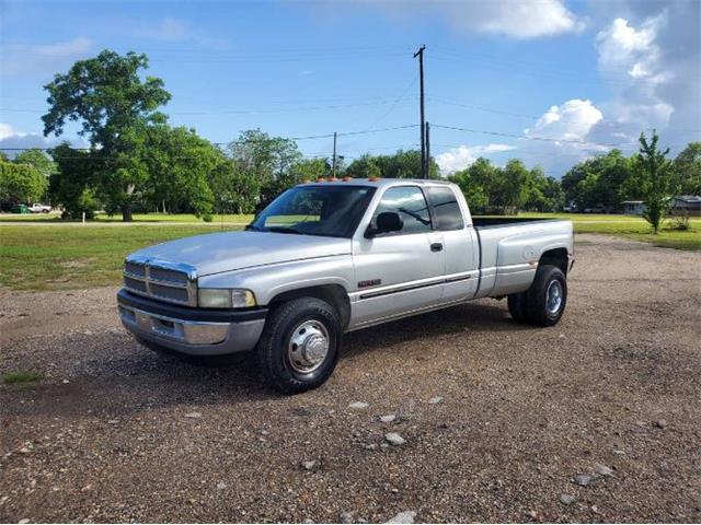 2002 Dodge Ram 3500 (CC-2082798) for sale in Cadillac, Michigan