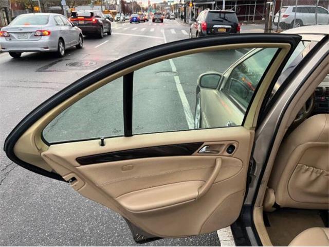 2001 Mercedes-Benz 320 (CC-2082830) for sale in Cadillac, Michigan
