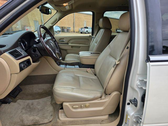 2011 Cadillac Escalade (CC-2082916) for sale in Hope Mills, North Carolina