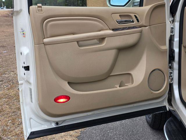 2011 Cadillac Escalade (CC-2082916) for sale in Hope Mills, North Carolina