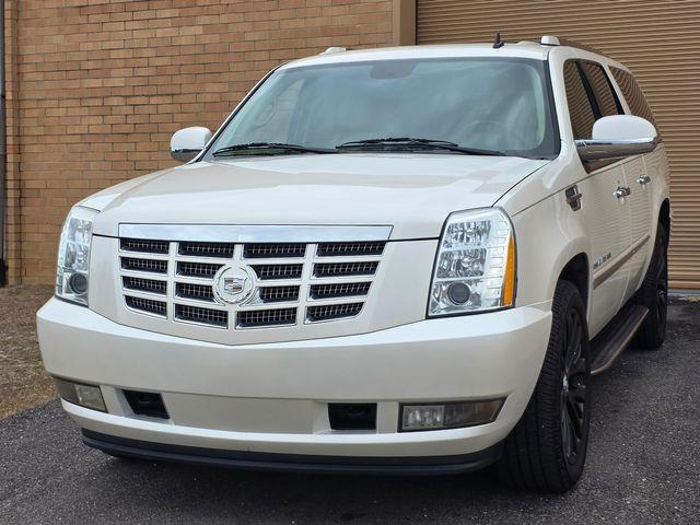 2011 Cadillac Escalade (CC-2082916) for sale in Hope Mills, North Carolina