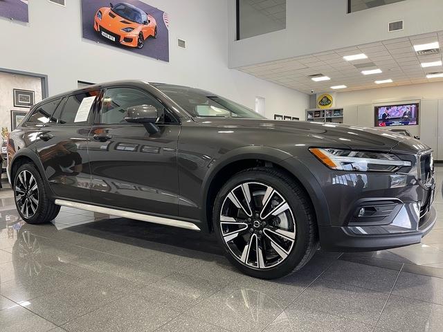 2024 Volvo V60 (CC-2082921) for sale in Jacksonville, Florida