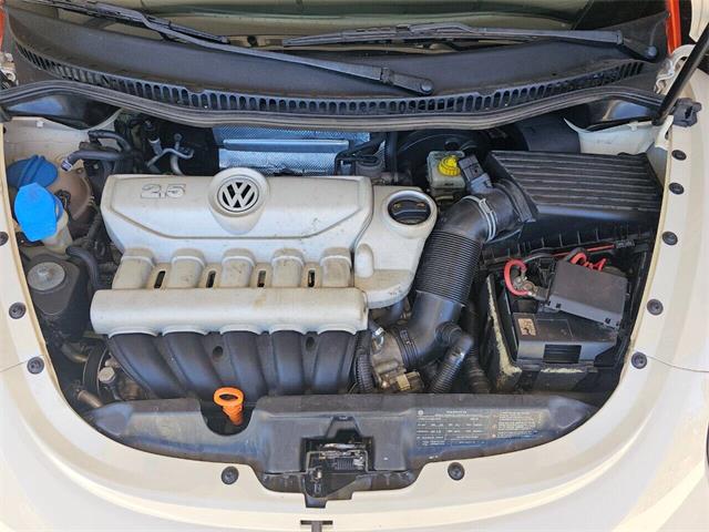 2009 Volkswagen Beetle (CC-2082923) for sale in Woodland Hills, California