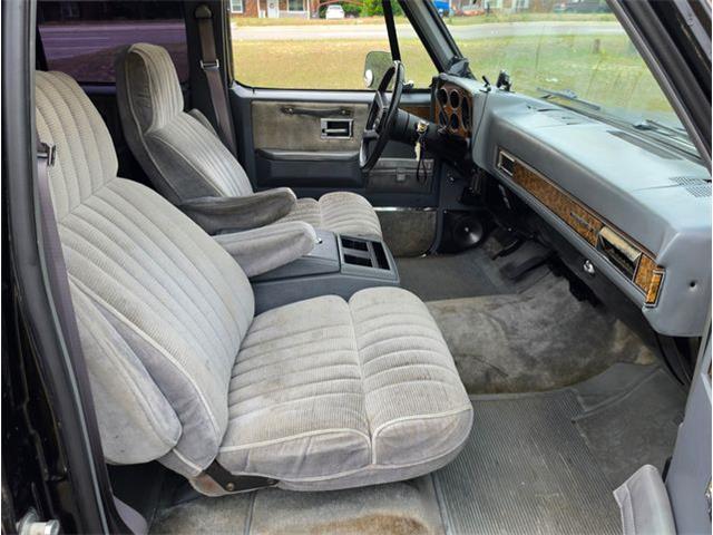 1989 Chevrolet Suburban (CC-2082925) for sale in Hope Mills, North Carolina