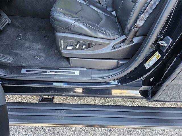 2015 Cadillac Escalade (CC-2082935) for sale in Woodland Hills, California