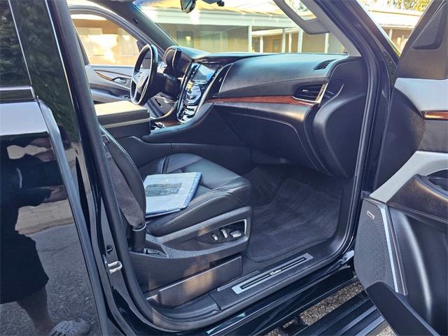2015 Cadillac Escalade (CC-2082935) for sale in Woodland Hills, California