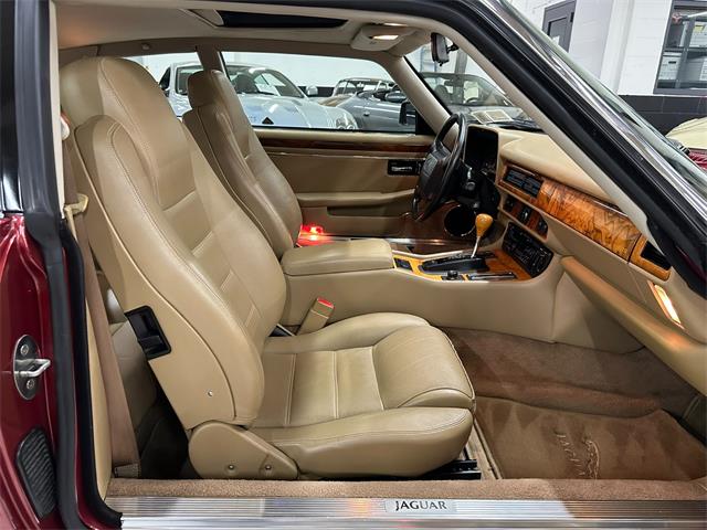 1995 Jaguar XJ (CC-2082967) for sale in Huntington Station, New York