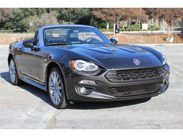 2017 Fiat 124 (CC-2083022) for sale in La Verne, California