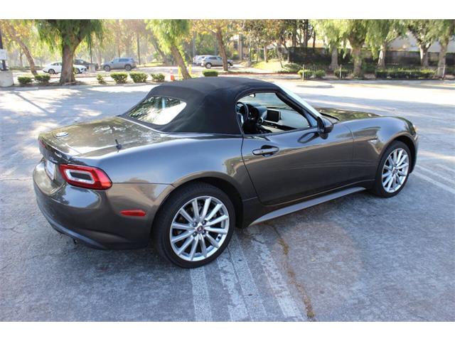 2017 Fiat 124 (CC-2083022) for sale in La Verne, California