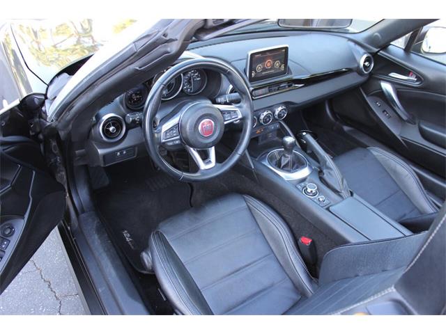 2017 Fiat 124 (CC-2083022) for sale in La Verne, California