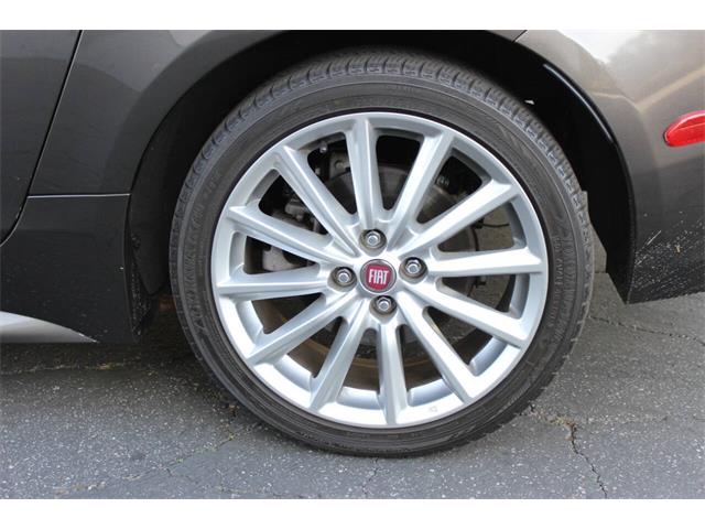 2017 Fiat 124 (CC-2083022) for sale in La Verne, California