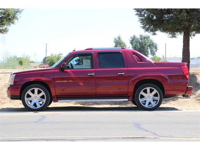 2004 Cadillac Escalade (CC-2083211) for sale in Dinuba, California