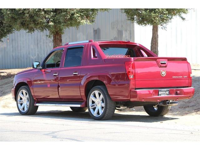 2004 Cadillac Escalade (CC-2083211) for sale in Dinuba, California