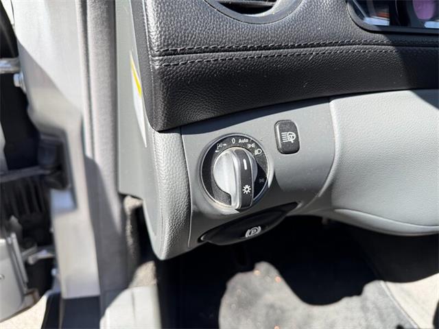 2005 Mercedes-Benz 500 (CC-2083351) for sale in Spring Valley, California