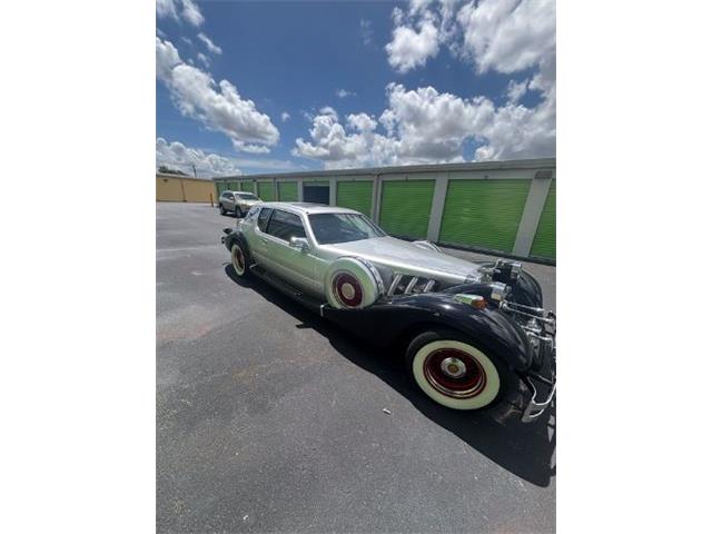 1985 Tiffany Classic (CC-2080359) for sale in Cadillac, Michigan