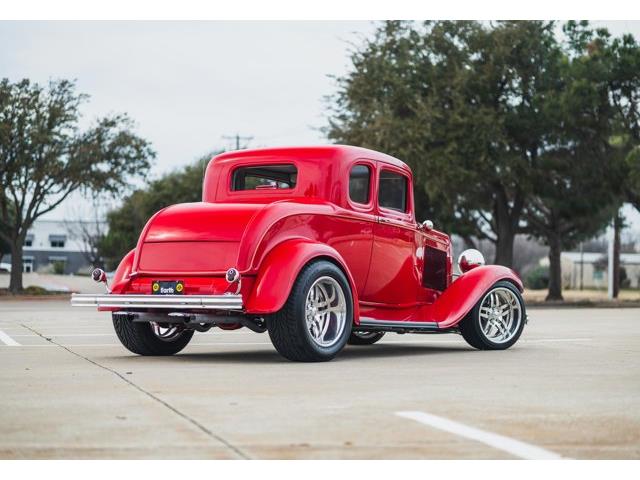 1932 Ford 5 Window Deluxe Coupe (CC-2083598) for sale in Carrollton, Texas