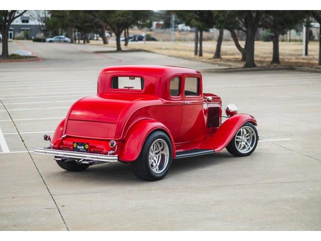 1932 Ford 5 Window Deluxe Coupe (CC-2083598) for sale in Carrollton, Texas