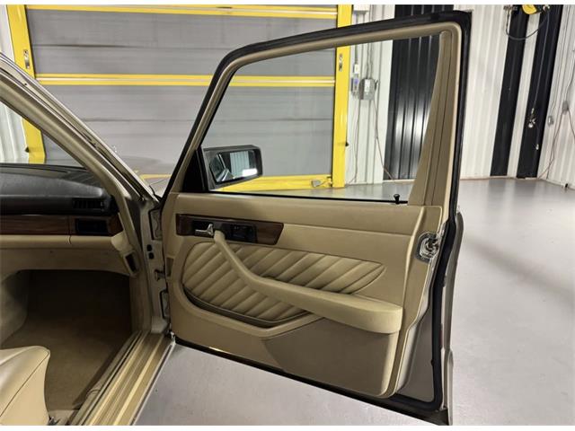 1989 Mercedes-Benz 300SEL (CC-2083760) for sale in Mill Hall, Pennsylvania