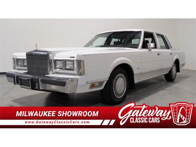 1988 Lincoln Town Car (CC-2083822) for sale in Caledonia, Wisconsin