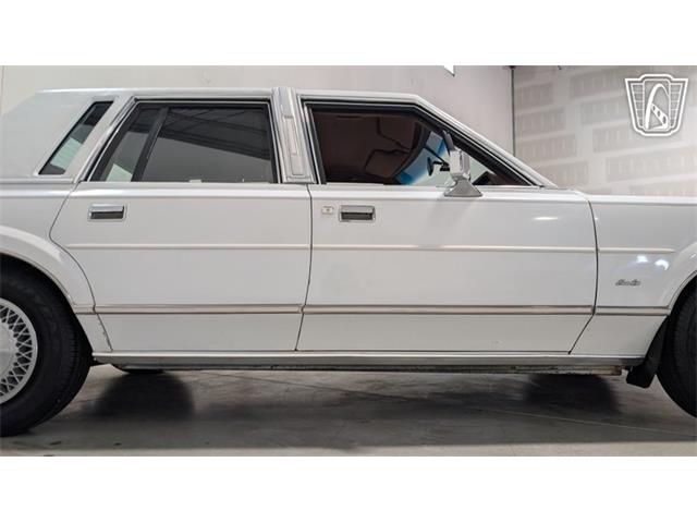 1988 Lincoln Town Car (CC-2083822) for sale in Caledonia, Wisconsin