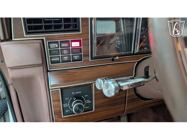 1988 Lincoln Town Car (CC-2083822) for sale in Caledonia, Wisconsin