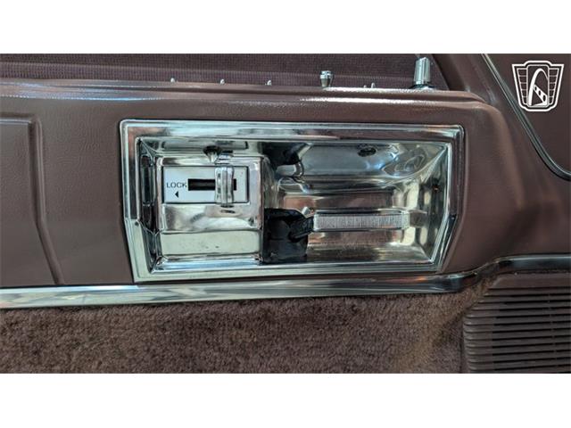 1988 Lincoln Town Car (CC-2083822) for sale in Caledonia, Wisconsin