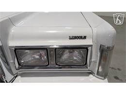 1988 Lincoln Town Car (CC-2083822) for sale in Caledonia, Wisconsin