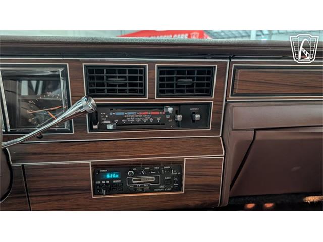 1988 Lincoln Town Car (CC-2083822) for sale in Caledonia, Wisconsin