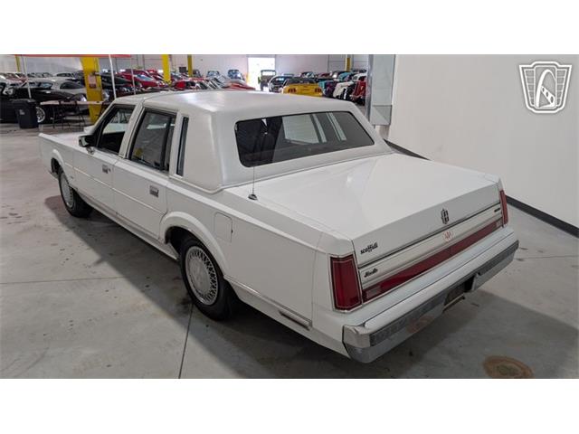 1988 Lincoln Town Car (CC-2083822) for sale in Caledonia, Wisconsin