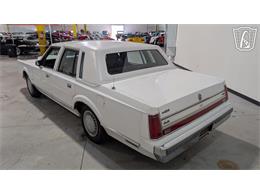 1988 Lincoln Town Car (CC-2083822) for sale in Caledonia, Wisconsin