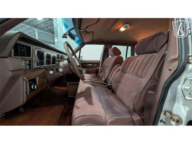 1988 Lincoln Town Car (CC-2083822) for sale in Caledonia, Wisconsin