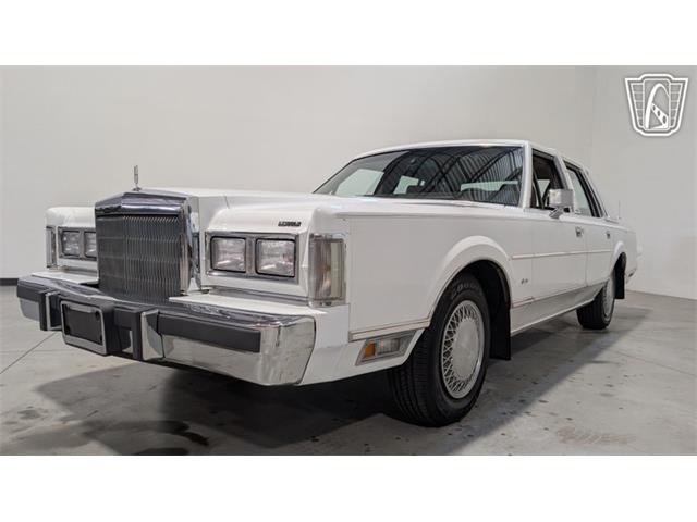 1988 Lincoln Town Car (CC-2083822) for sale in Caledonia, Wisconsin
