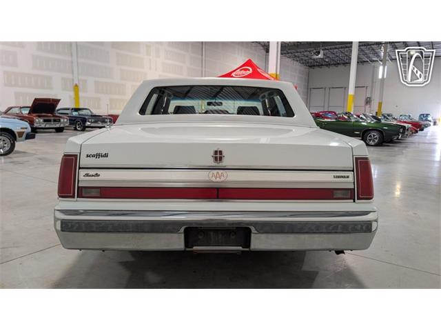 1988 Lincoln Town Car (CC-2083822) for sale in Caledonia, Wisconsin