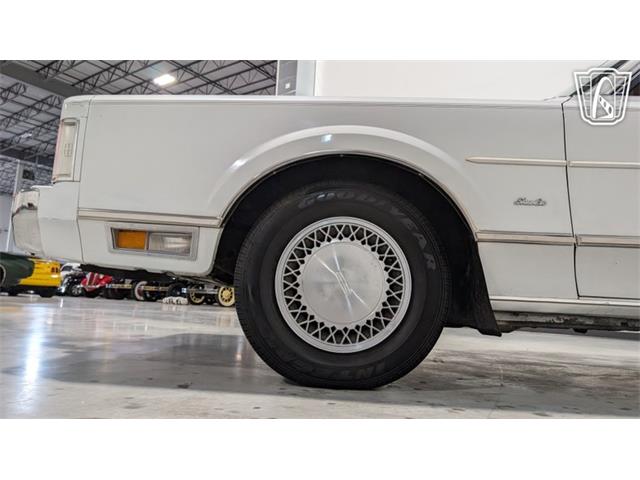 1988 Lincoln Town Car (CC-2083822) for sale in Caledonia, Wisconsin
