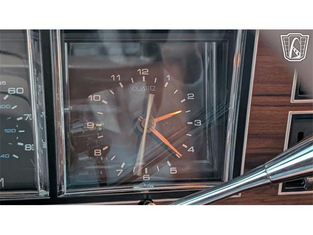 1988 Lincoln Town Car (CC-2083822) for sale in Caledonia, Wisconsin