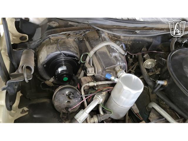 1976 Pontiac Grand Prix (CC-2080398) for sale in Dearborn, Michigan