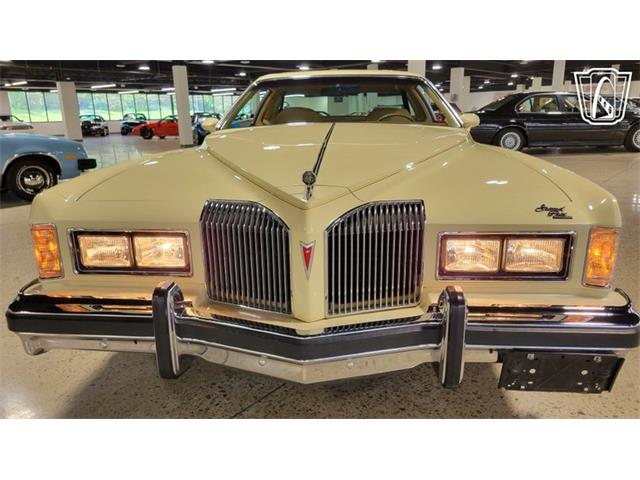1976 Pontiac Grand Prix (CC-2080398) for sale in Dearborn, Michigan