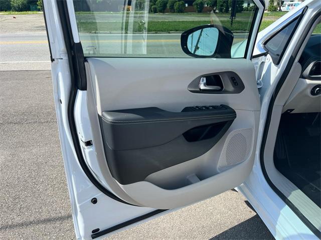 2024 Chrysler Pacifica (CC-2084010) for sale in Heath, Ohio