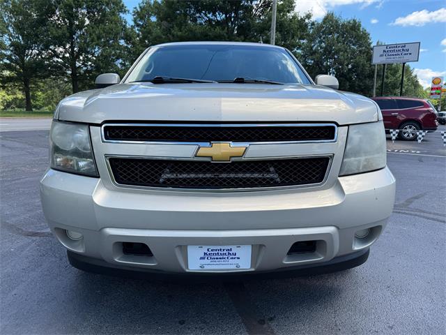 2011 Chevrolet Suburban (CC-2084032) for sale in Paris , Kentucky