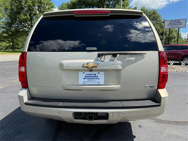 2011 Chevrolet Suburban (CC-2084032) for sale in Paris , Kentucky