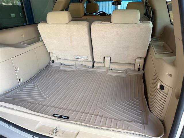 2011 Chevrolet Suburban (CC-2084032) for sale in Paris , Kentucky