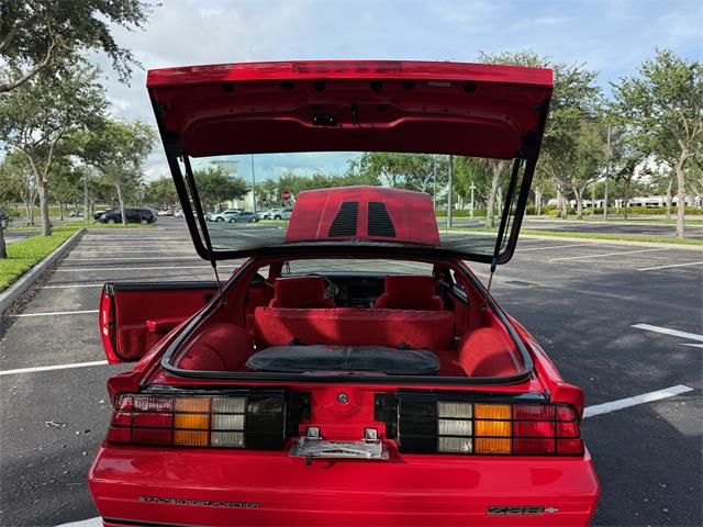 1987 Chevrolet Camaro IROC Z28 (CC-2084050) for sale in Homestead, Florida