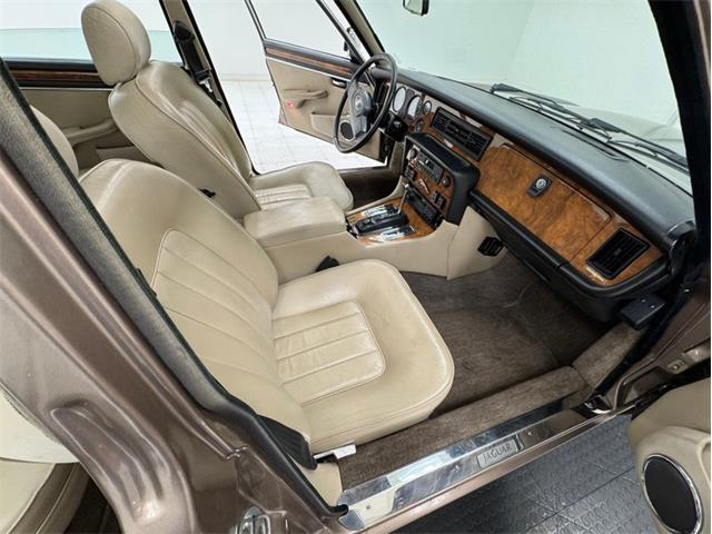 1986 Jaguar XJ6 (CC-2084060) for sale in Morgantown, Pennsylvania