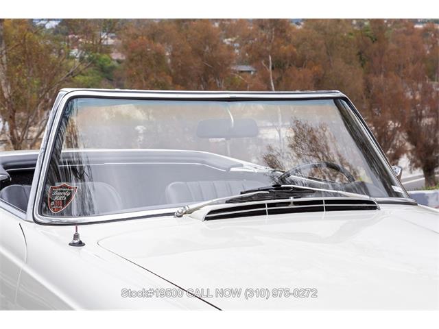 1967 Mercedes-Benz 250SL (CC-2084066) for sale in Beverly Hills, California